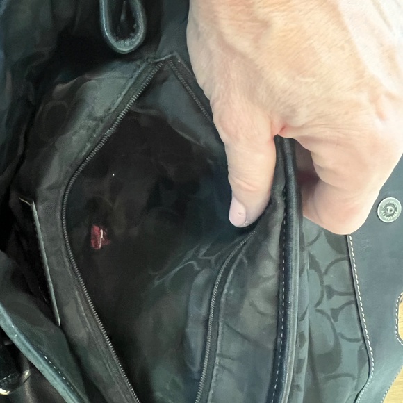 Coach Purse - Picture 4 of 9